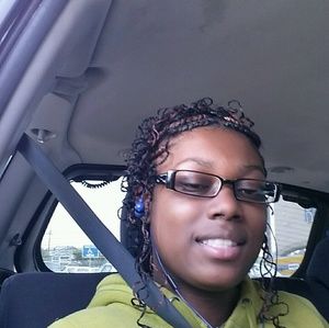 Meet your Posher, Maggie